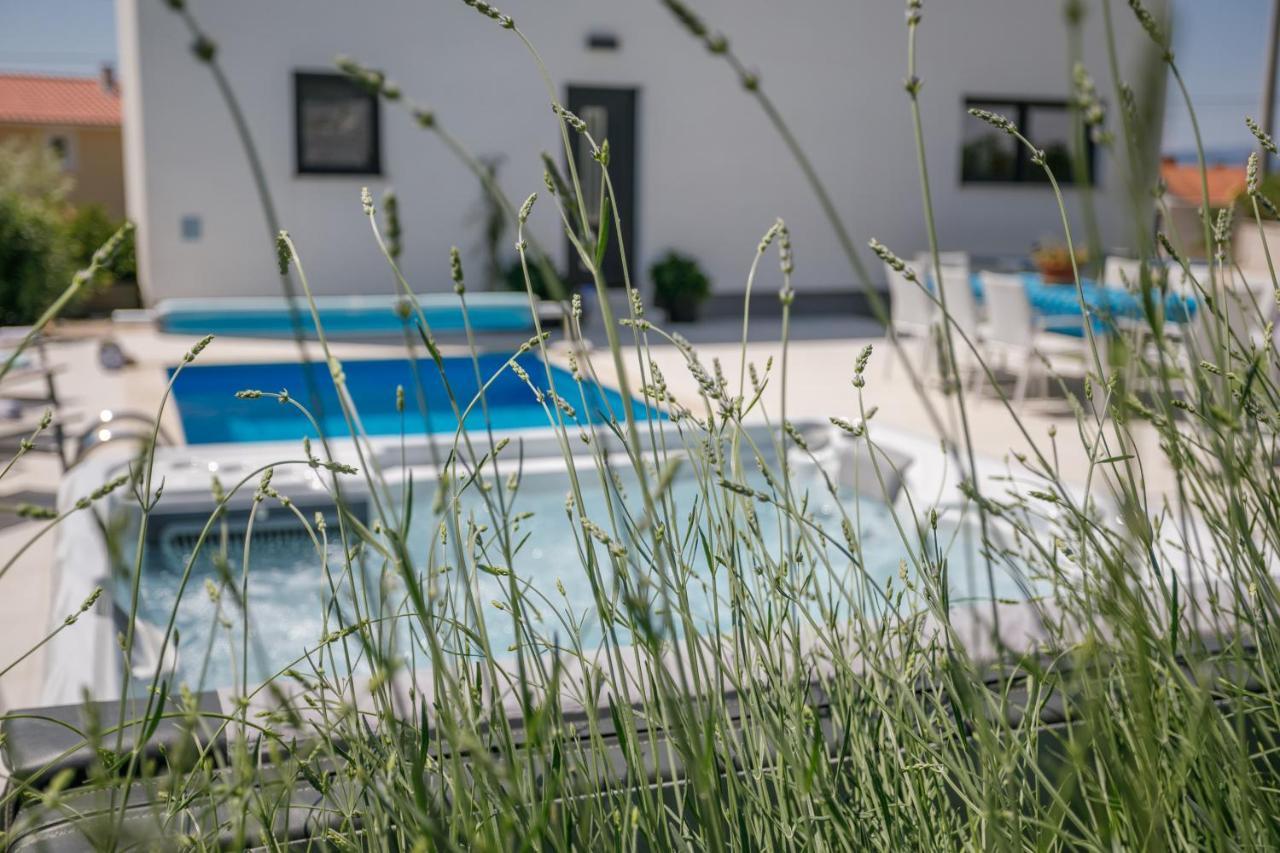 Holiday home Alma Krk *